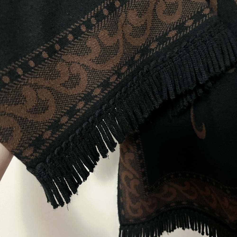 Nina Leonard Black and Brown Wrap Scarf - Picture 3 of 4